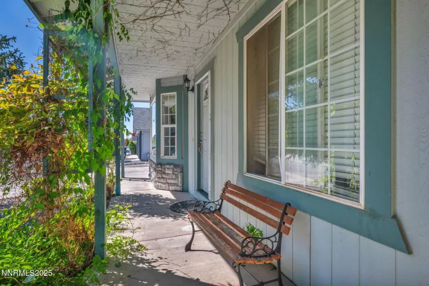 1037 Turtledove, Sparks, Nevada 89441, 3 Bedrooms Bedrooms, ,2 BathroomsBathrooms,Residential,Residential,Turtledove,250055985