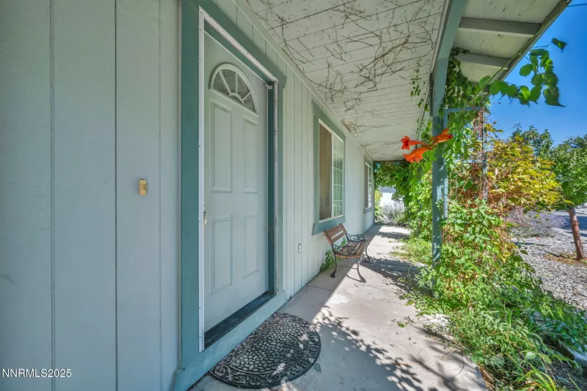 1037 Turtledove, Sparks, Nevada 89441, 3 Bedrooms Bedrooms, ,2 BathroomsBathrooms,Residential,Residential,Turtledove,250055985