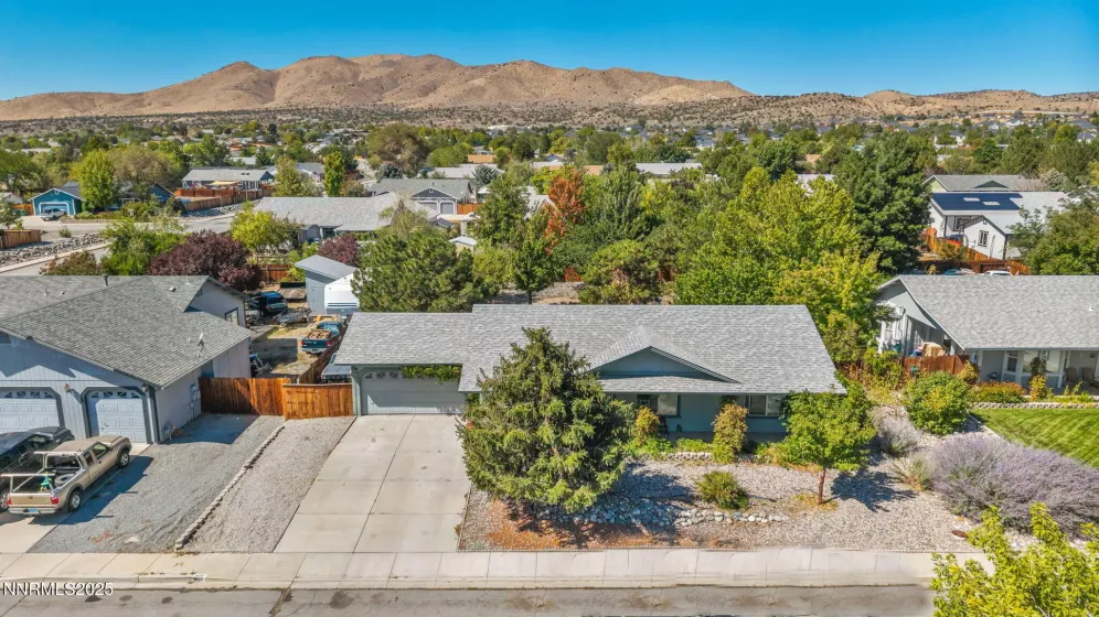 1037 Turtledove, Sparks, Nevada 89441, 3 Bedrooms Bedrooms, ,2 BathroomsBathrooms,Residential,Residential,Turtledove,250055985