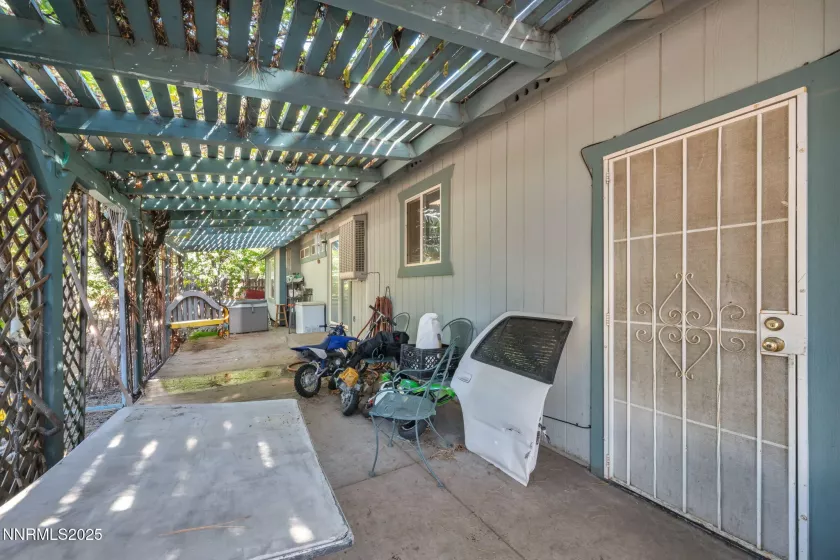 1037 Turtledove, Sparks, Nevada 89441, 3 Bedrooms Bedrooms, ,2 BathroomsBathrooms,Residential,Residential,Turtledove,250055985