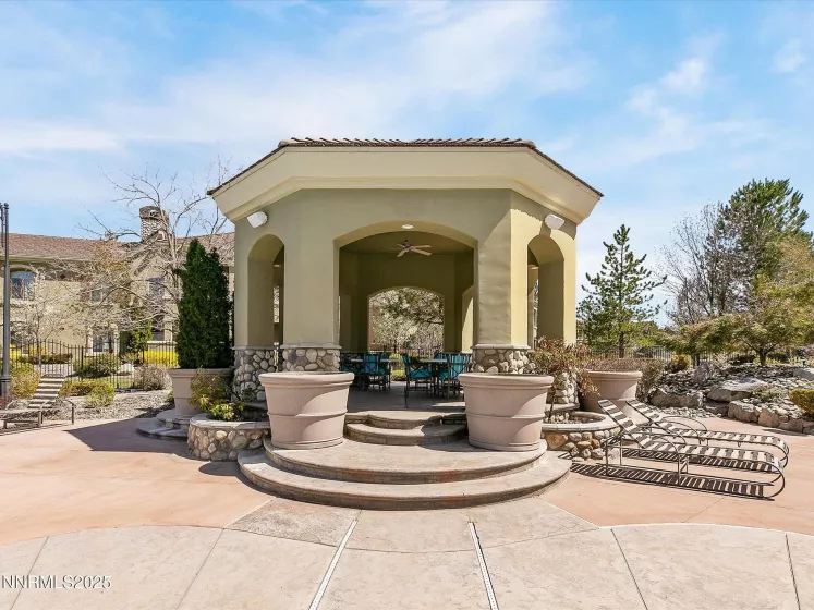 9900 Wilbur May Pkwy, Reno, Nevada 89521, 2 Bedrooms Bedrooms, ,2 BathroomsBathrooms,Residential,Residential,Wilbur May Pkwy,250055987