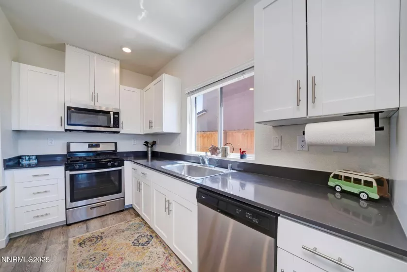 2040 Painted Sky, Sun Valley, Nevada 89433, 5 Bedrooms Bedrooms, ,3 BathroomsBathrooms,Residential,Residential,Painted Sky,250055996