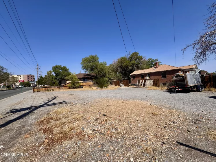 635 Vassar, Reno, Nevada 89502, 2 Bedrooms Bedrooms, ,1 BathroomBathrooms,Residential,Residential,Vassar,250056004
