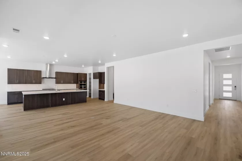 11568 Spanish Rnch, Sparks, Nevada 89441, 3 Bedrooms Bedrooms, ,4 BathroomsBathrooms,Residential,Residential,Spanish Rnch,250056002