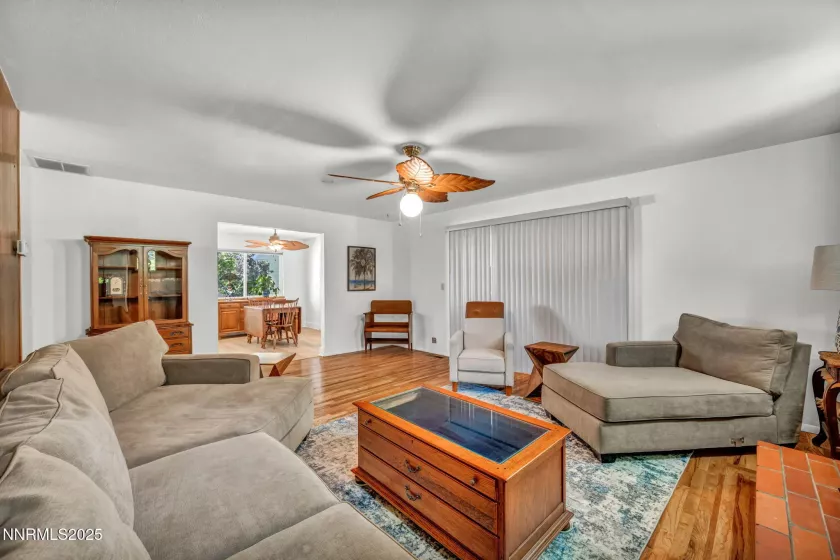 3260 Cashill, Reno, Nevada 89509, 4 Bedrooms Bedrooms, ,3 BathroomsBathrooms,Residential,Residential,Cashill,250056005