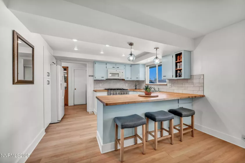 3260 Cashill, Reno, Nevada 89509, 4 Bedrooms Bedrooms, ,3 BathroomsBathrooms,Residential,Residential,Cashill,250056005
