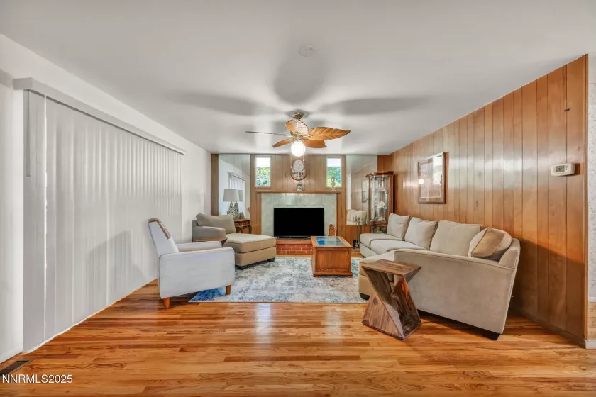 3260 Cashill, Reno, Nevada 89509, 4 Bedrooms Bedrooms, ,3 BathroomsBathrooms,Residential,Residential,Cashill,250056005