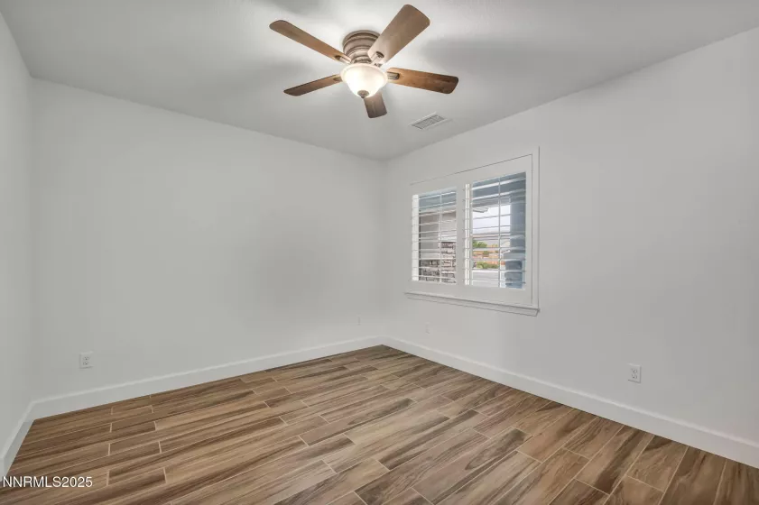 7423 Comet, Sparks, Nevada 89436, 4 Bedrooms Bedrooms, ,3 BathroomsBathrooms,Residential,Residential,Comet,250056010