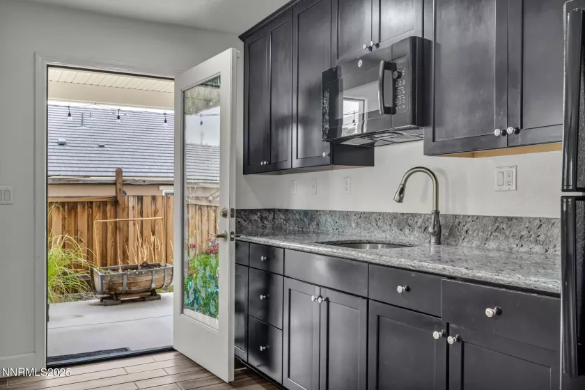 7423 Comet, Sparks, Nevada 89436, 4 Bedrooms Bedrooms, ,3 BathroomsBathrooms,Residential,Residential,Comet,250056010