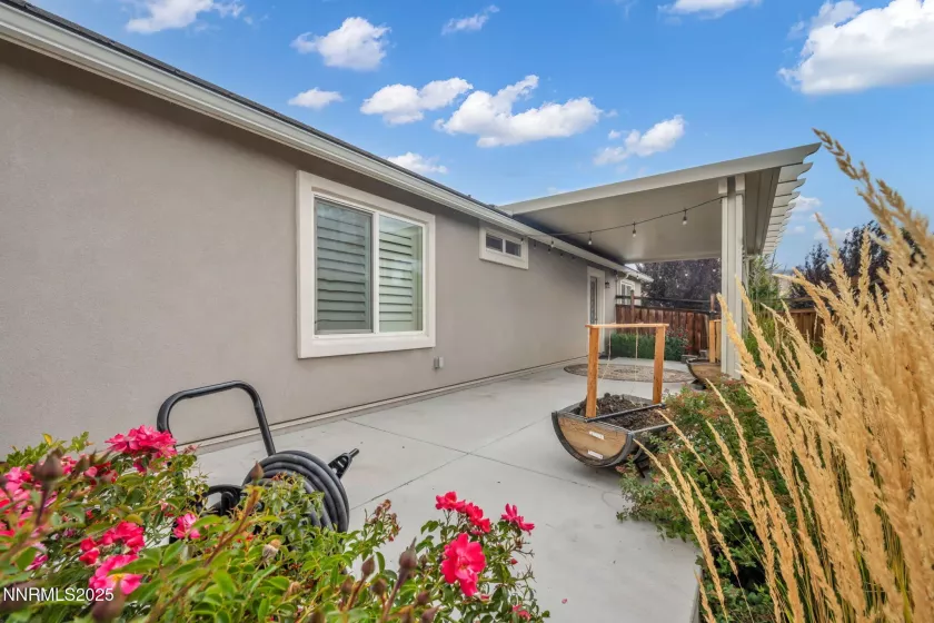 7423 Comet, Sparks, Nevada 89436, 4 Bedrooms Bedrooms, ,3 BathroomsBathrooms,Residential,Residential,Comet,250056010
