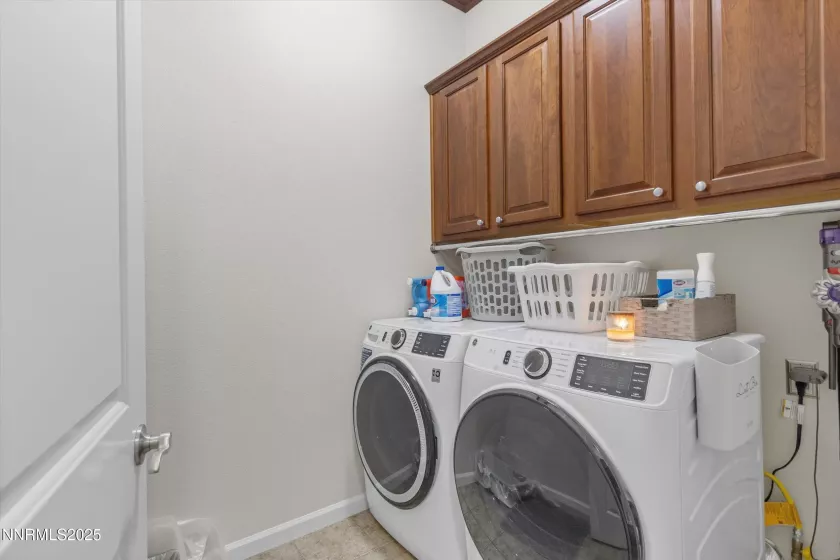 9900 Wilbur May, Reno, Nevada 89521, 2 Bedrooms Bedrooms, ,2 BathroomsBathrooms,Residential,Residential,Wilbur May,250056011