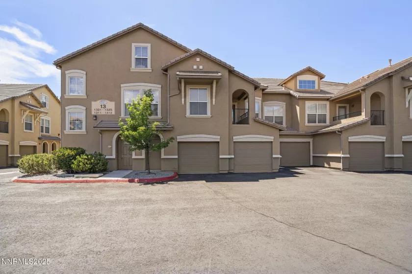 9050 Double R, Reno, Nevada 89521, 2 Bedrooms Bedrooms, ,2 BathroomsBathrooms,Residential,Residential,Double R,250054425