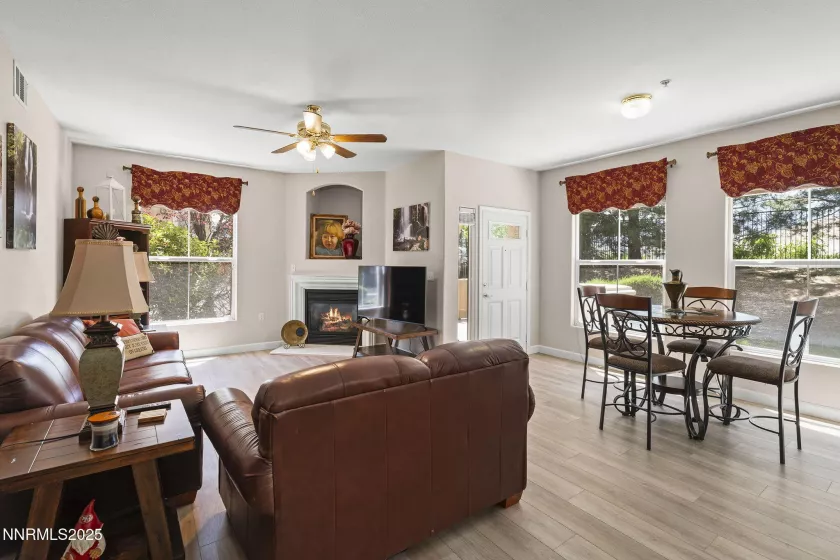 9050 Double R, Reno, Nevada 89521, 2 Bedrooms Bedrooms, ,2 BathroomsBathrooms,Residential,Residential,Double R,250054425