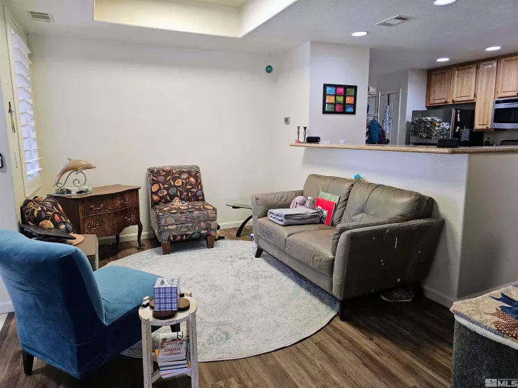 900 Meadows, Reno, Nevada 89521, 2 Bedrooms Bedrooms, ,2 BathroomsBathrooms,Residential,Residential,Meadows,250005101