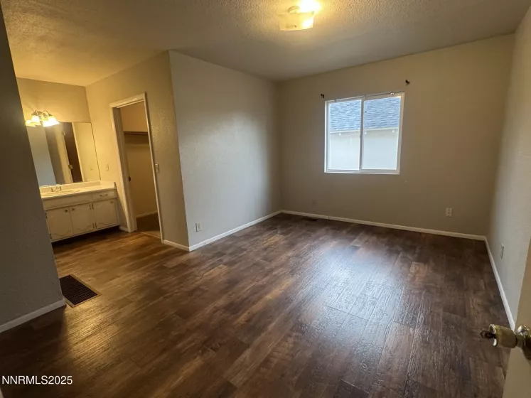 487 Mclean, Fallon, Nevada 89406, 4 Bedrooms Bedrooms, ,2 BathroomsBathrooms,Residential,Residential,Mclean,250056015