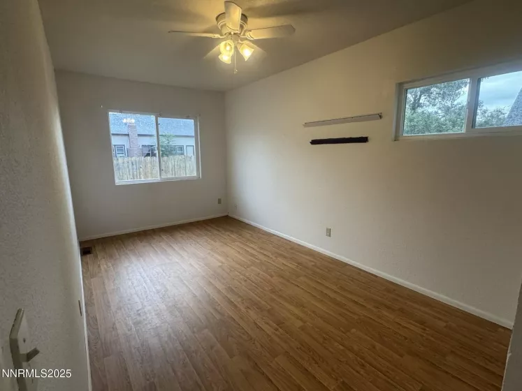 487 Mclean, Fallon, Nevada 89406, 4 Bedrooms Bedrooms, ,2 BathroomsBathrooms,Residential,Residential,Mclean,250056015