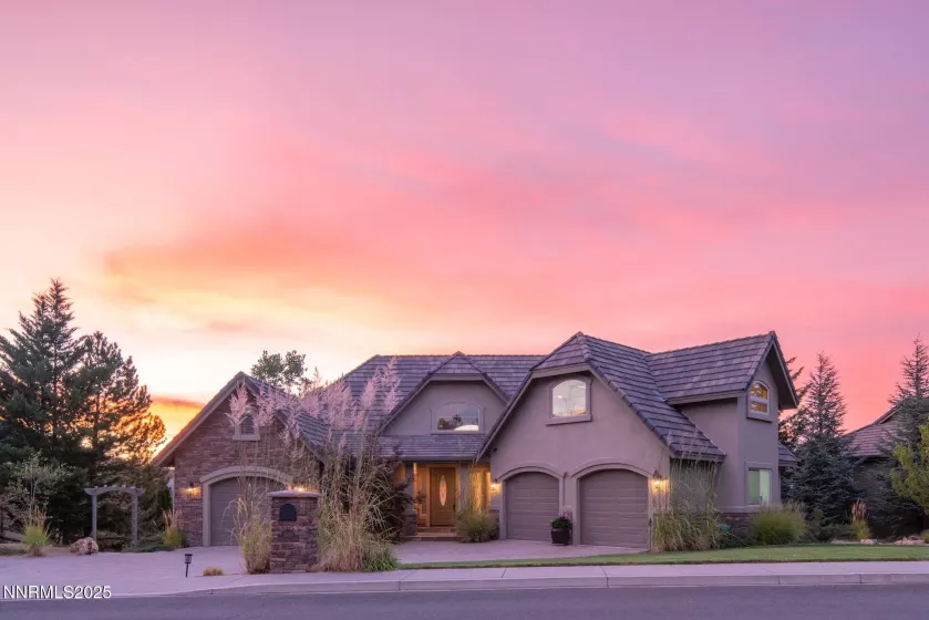 4905 Mountainshyre, Reno, Nevada 89519, 5 Bedrooms Bedrooms, ,4 BathroomsBathrooms,Residential,Residential,Mountainshyre,250056017