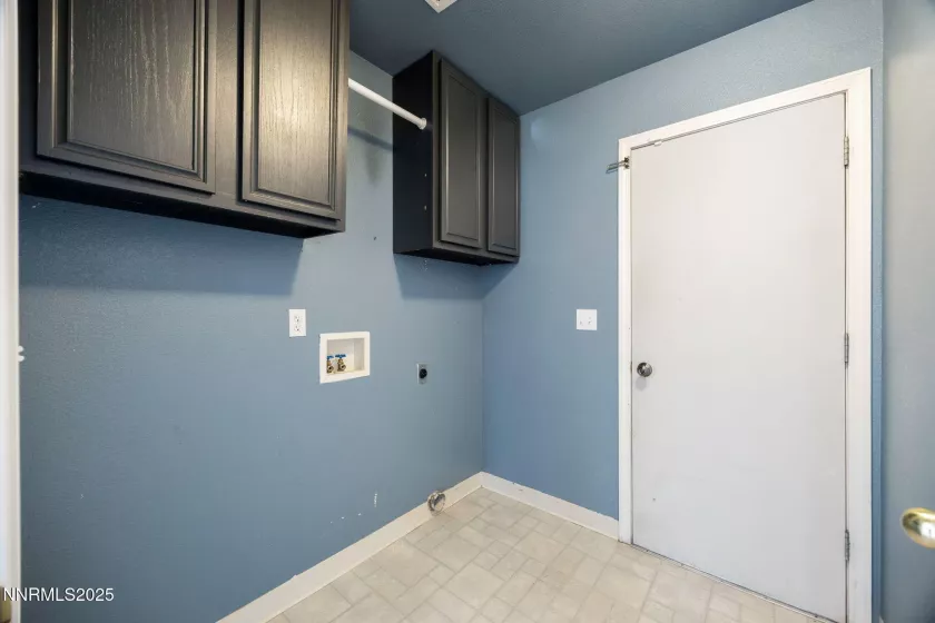 17862 Bear River, Reno, Nevada 89508, 3 Bedrooms Bedrooms, ,2 BathroomsBathrooms,Residential,Residential,Bear River,250056023