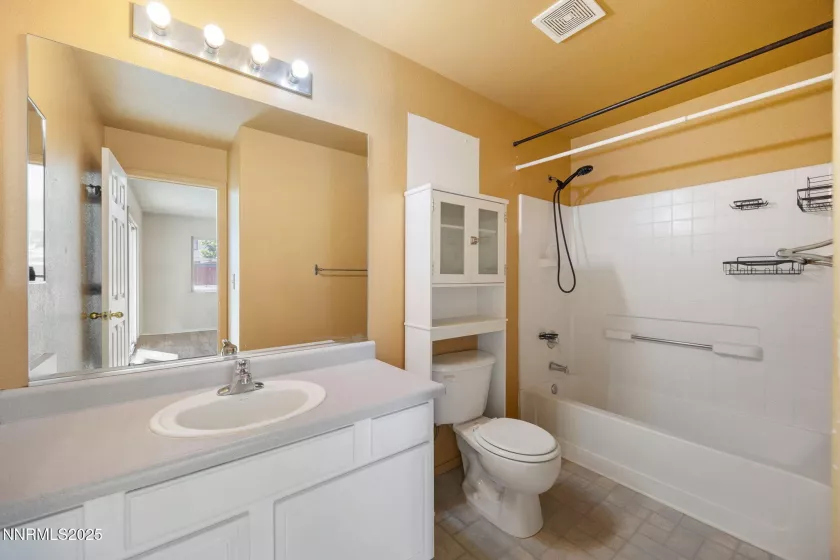 17862 Bear River, Reno, Nevada 89508, 3 Bedrooms Bedrooms, ,2 BathroomsBathrooms,Residential,Residential,Bear River,250056023