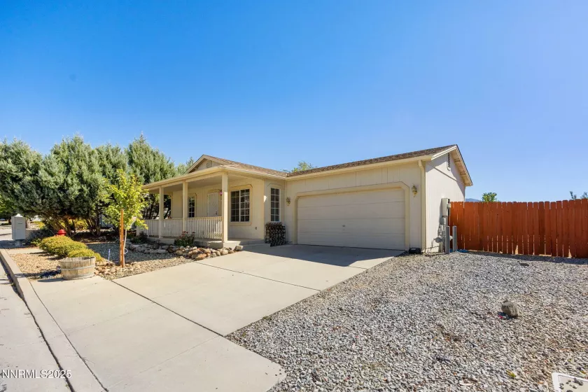 17862 Bear River, Reno, Nevada 89508, 3 Bedrooms Bedrooms, ,2 BathroomsBathrooms,Residential,Residential,Bear River,250056023