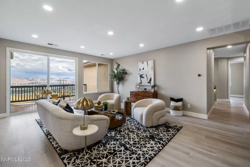 1120 University Park, Reno, Nevada 89512, 5 Bedrooms Bedrooms, ,4 BathroomsBathrooms,Residential,Residential,University Park,250056030