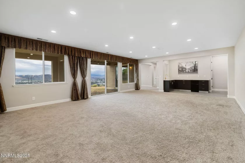 1120 University Park, Reno, Nevada 89512, 5 Bedrooms Bedrooms, ,4 BathroomsBathrooms,Residential,Residential,University Park,250056030