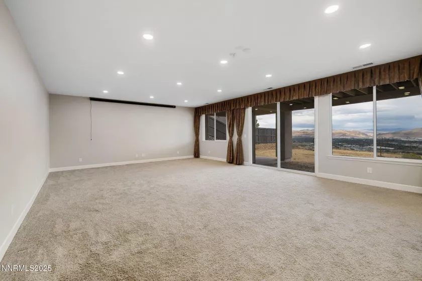 1120 University Park, Reno, Nevada 89512, 5 Bedrooms Bedrooms, ,4 BathroomsBathrooms,Residential,Residential,University Park,250056030