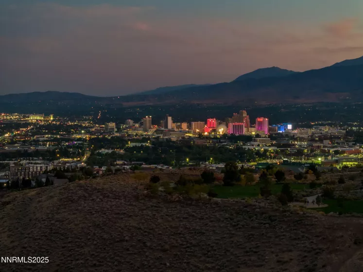 1120 University Park, Reno, Nevada 89512, 5 Bedrooms Bedrooms, ,4 BathroomsBathrooms,Residential,Residential,University Park,250056030