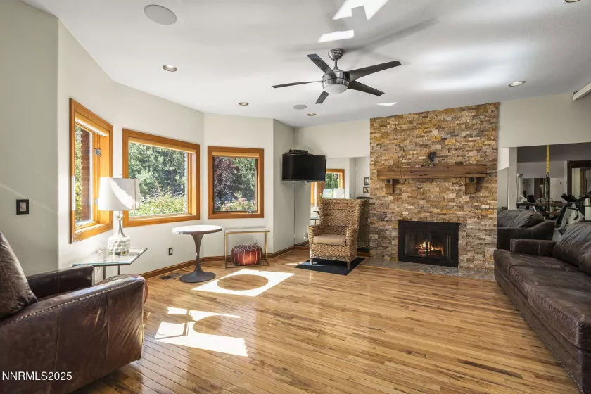 55 Hidden Lake, Reno, Nevada 89521, 6 Bedrooms Bedrooms, ,8 BathroomsBathrooms,Residential,Residential,Hidden Lake,250056035