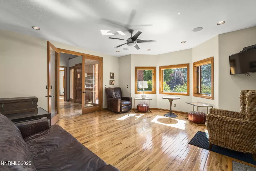 55 Hidden Lake, Reno, Nevada 89521, 6 Bedrooms Bedrooms, ,8 BathroomsBathrooms,Residential,Residential,Hidden Lake,250056035