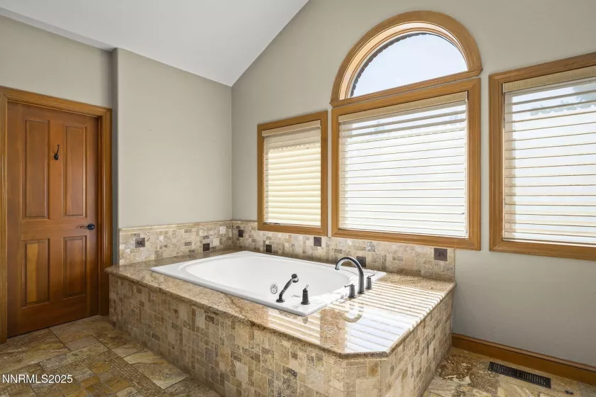 55 Hidden Lake, Reno, Nevada 89521, 6 Bedrooms Bedrooms, ,8 BathroomsBathrooms,Residential,Residential,Hidden Lake,250056035