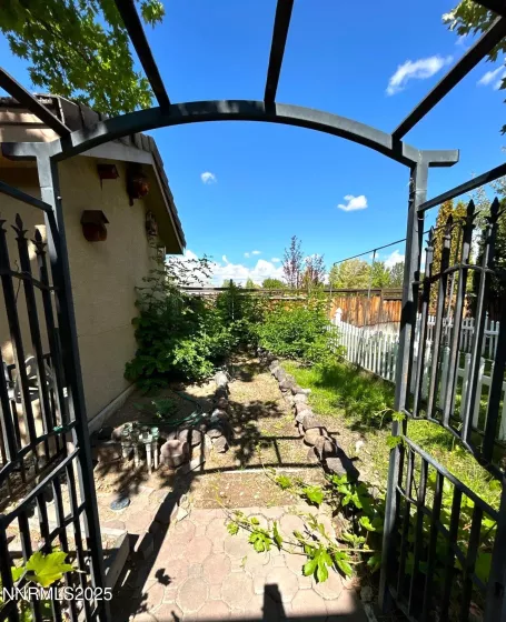 3140 Scarlet Oaks, Sparks, Nevada 89436, 5 Bedrooms Bedrooms, ,3 BathroomsBathrooms,Residential Lease,Manufactured,Scarlet Oaks,250056044