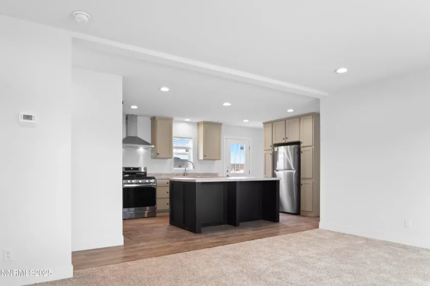 7565 Springfield, Silver Springs, Nevada 89429, 3 Bedrooms Bedrooms, ,2 BathroomsBathrooms,Residential,Residential,Springfield,250056055