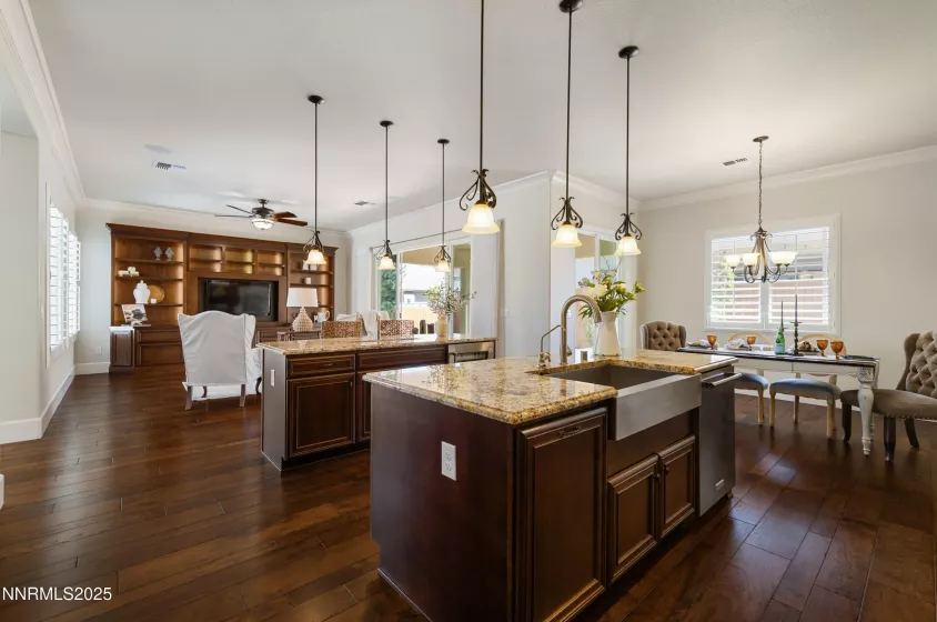 2220 Arpagos, Reno, Nevada 89521, 2 Bedrooms Bedrooms, ,3 BathroomsBathrooms,Residential,Residential,Arpagos,250056016