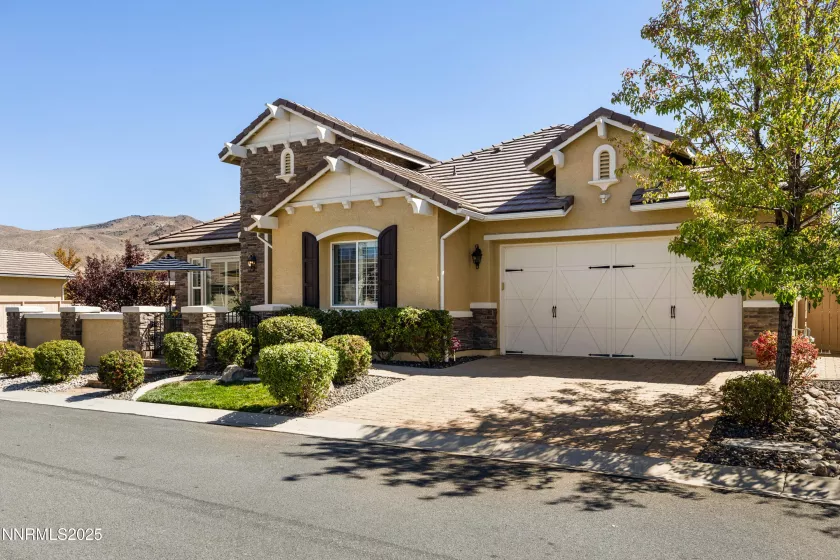 2220 Arpagos, Reno, Nevada 89521, 2 Bedrooms Bedrooms, ,3 BathroomsBathrooms,Residential,Residential,Arpagos,250056016