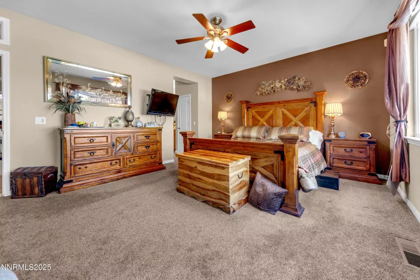 6131 Mia Vista, Reno, Nevada 89502, 4 Bedrooms Bedrooms, ,2 BathroomsBathrooms,Residential,Residential,Mia Vista,250056063