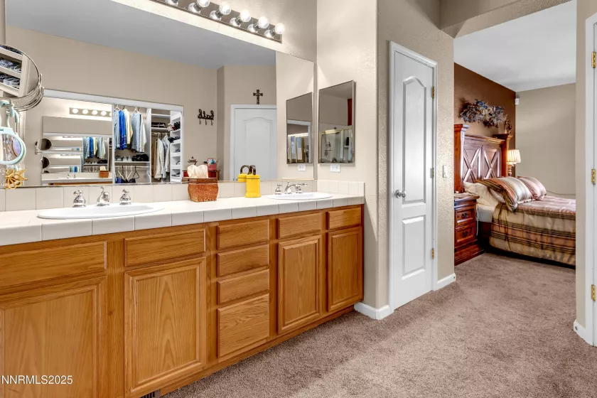 6131 Mia Vista, Reno, Nevada 89502, 4 Bedrooms Bedrooms, ,2 BathroomsBathrooms,Residential,Residential,Mia Vista,250056063