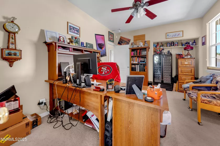 6131 Mia Vista, Reno, Nevada 89502, 4 Bedrooms Bedrooms, ,2 BathroomsBathrooms,Residential,Residential,Mia Vista,250056063