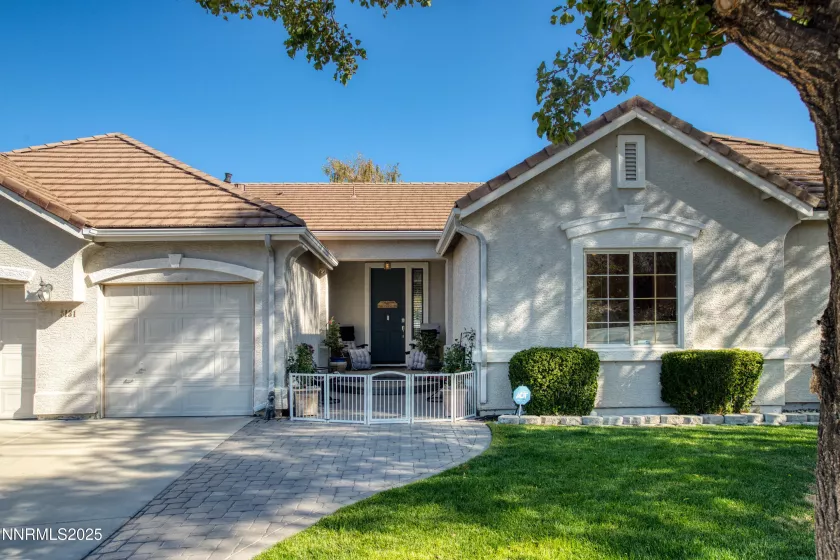 6131 Mia Vista, Reno, Nevada 89502, 4 Bedrooms Bedrooms, ,2 BathroomsBathrooms,Residential,Residential,Mia Vista,250056063