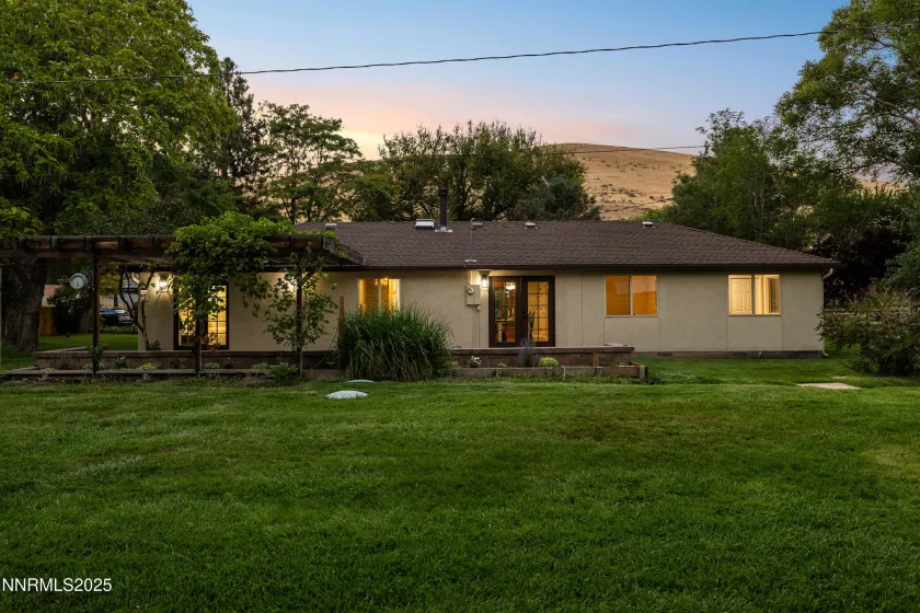 17820 Virginia, Reno, Nevada 89521, 3 Bedrooms Bedrooms, ,2 BathroomsBathrooms,Residential,Residential,Virginia,250056066
