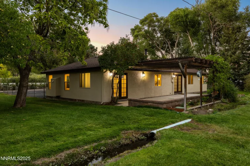 17820 Virginia, Reno, Nevada 89521, 3 Bedrooms Bedrooms, ,2 BathroomsBathrooms,Residential,Residential,Virginia,250056066