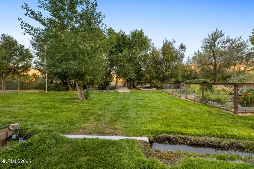 17820 Virginia, Reno, Nevada 89521, 3 Bedrooms Bedrooms, ,2 BathroomsBathrooms,Residential,Residential,Virginia,250056066