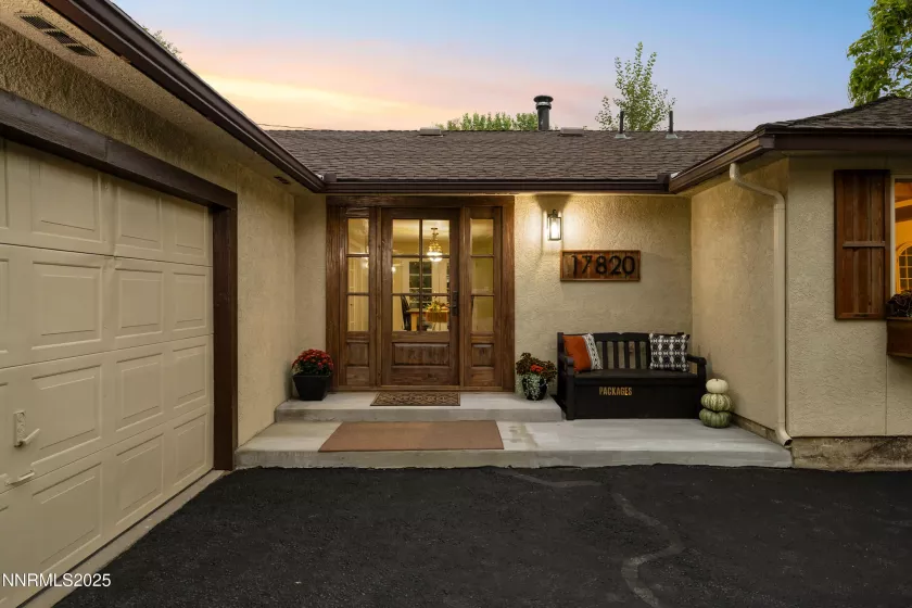 17820 Virginia, Reno, Nevada 89521, 3 Bedrooms Bedrooms, ,2 BathroomsBathrooms,Residential,Residential,Virginia,250056066