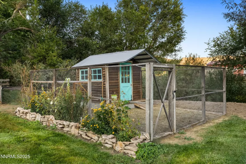 17820 Virginia, Reno, Nevada 89521, 3 Bedrooms Bedrooms, ,2 BathroomsBathrooms,Residential,Residential,Virginia,250056066