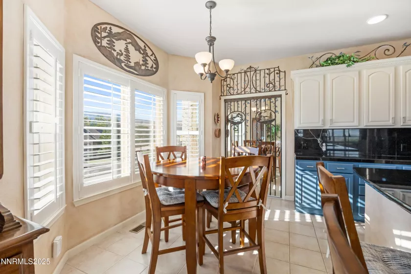 1037 Sunburst, Reno, Nevada 89509, 4 Bedrooms Bedrooms, ,4 BathroomsBathrooms,Residential,Residential,Sunburst,250056067