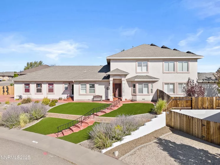1037 Sunburst, Reno, Nevada 89509, 4 Bedrooms Bedrooms, ,4 BathroomsBathrooms,Residential,Residential,Sunburst,250056067