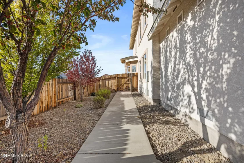 1037 Sunburst, Reno, Nevada 89509, 4 Bedrooms Bedrooms, ,4 BathroomsBathrooms,Residential,Residential,Sunburst,250056067