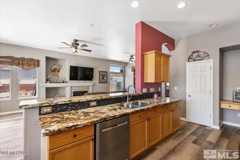 1625 Picetti, Fernley, Nevada 89408, 4 Bedrooms Bedrooms, ,2 BathroomsBathrooms,Residential,Residential,Picetti,250056069