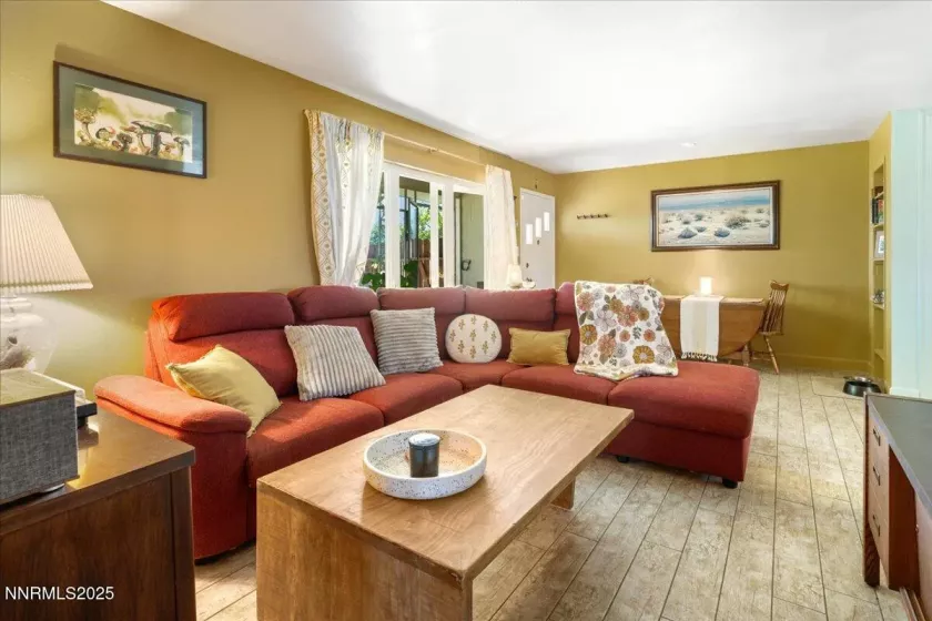 3495 Comstock, Reno, Nevada 89512, 2 Bedrooms Bedrooms, ,2 BathroomsBathrooms,Residential,Residential,Comstock,250056072
