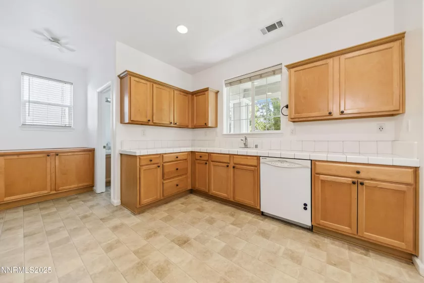 1686 Minden Village, Minden, Nevada 89423, 3 Bedrooms Bedrooms, ,3 BathroomsBathrooms,Residential,Residential,Minden Village,250056071